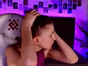 _ash_leyy_