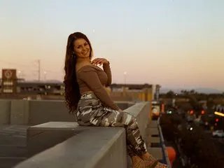 AriaMae on Streamate